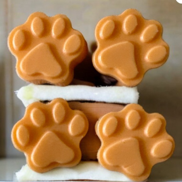 Hand Crafted Soap - Goats Milk Soap Pumpkin & Vanilla Paws Bundle of 4 - Picture 3 of 5